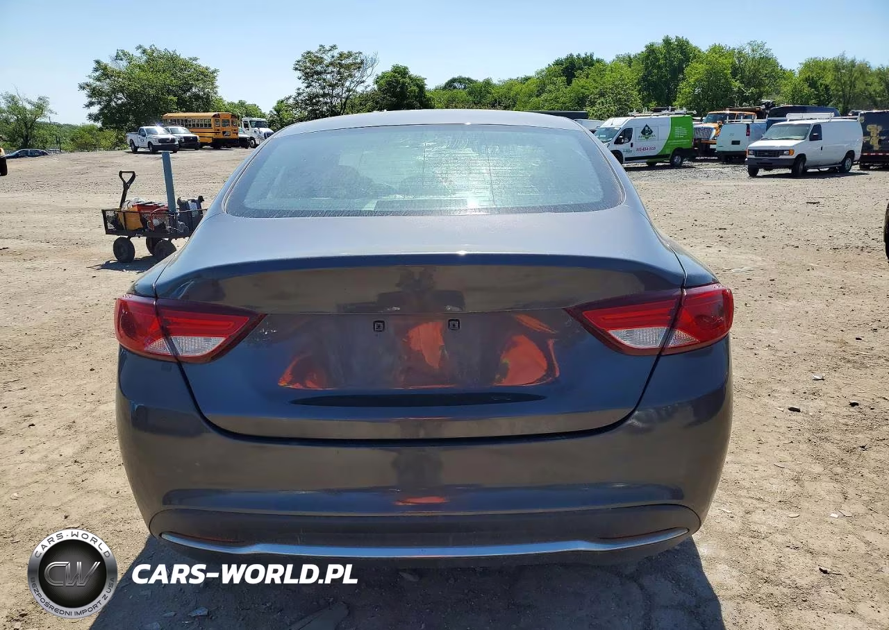 2015 Chrysler 200 Limited VIN:1C3CCCAB0FN662327 - 6