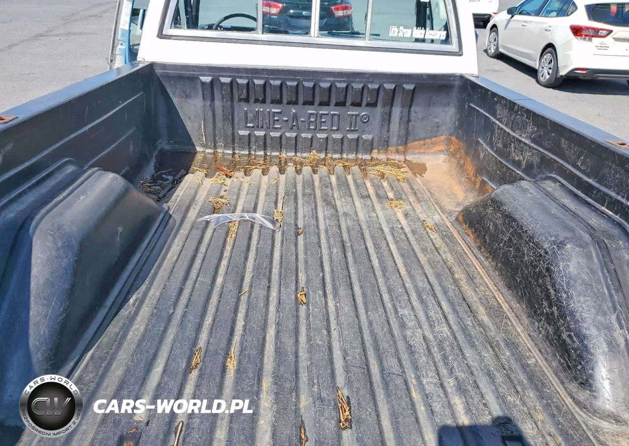 1984 Chevrolet C10 VIN:2GCDC14H1E1221312 - 10