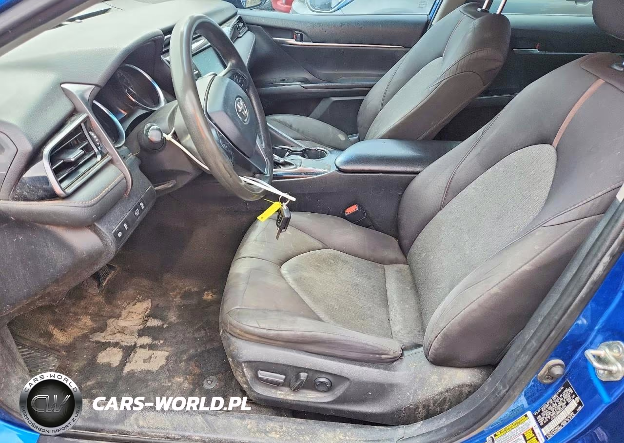 2019 Toyota Camry Le VIN:4T1B11HK6KU235852 - 7
