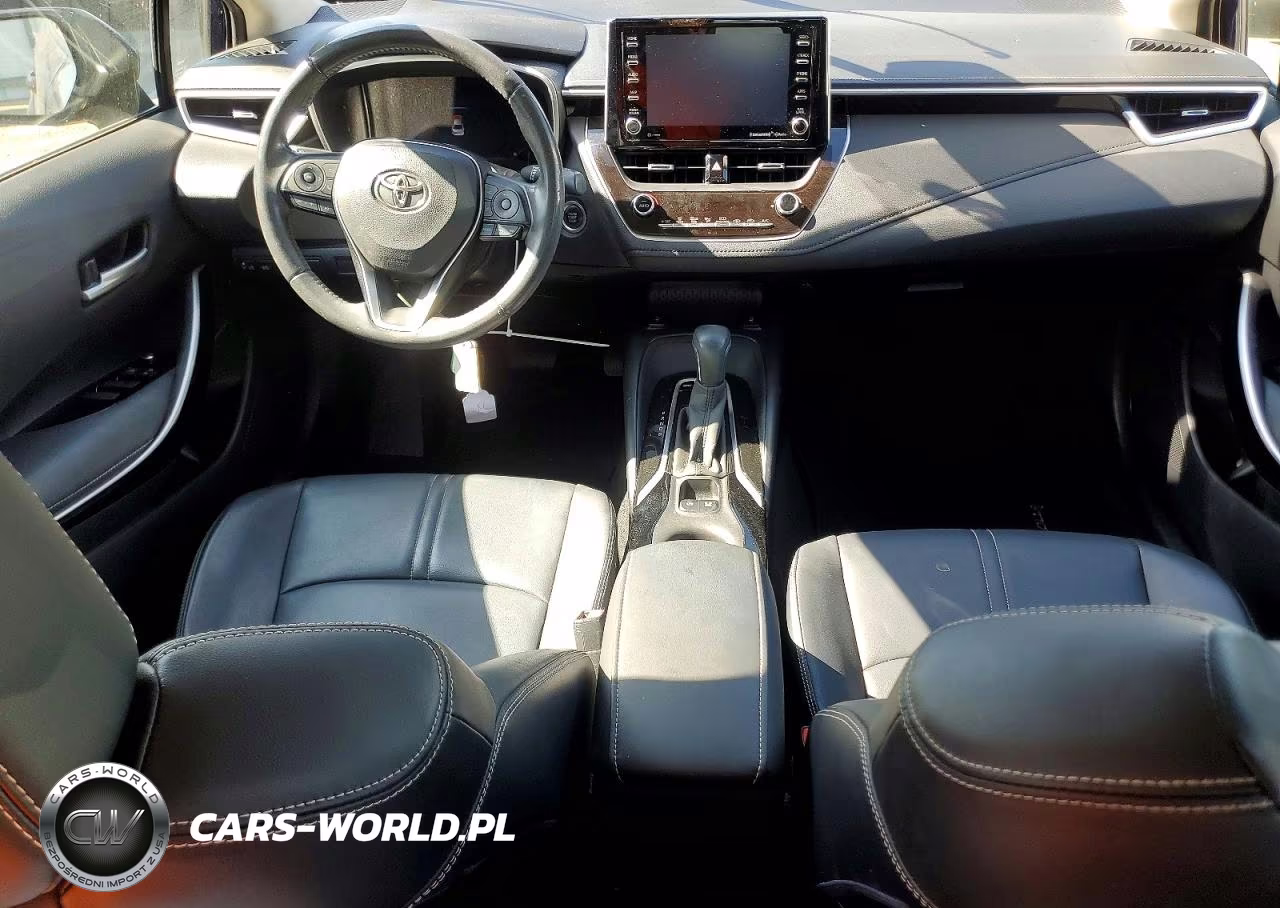 2020 Toyota Corolla Xle VIN:JTDFPRAE7LJ016988 - 8