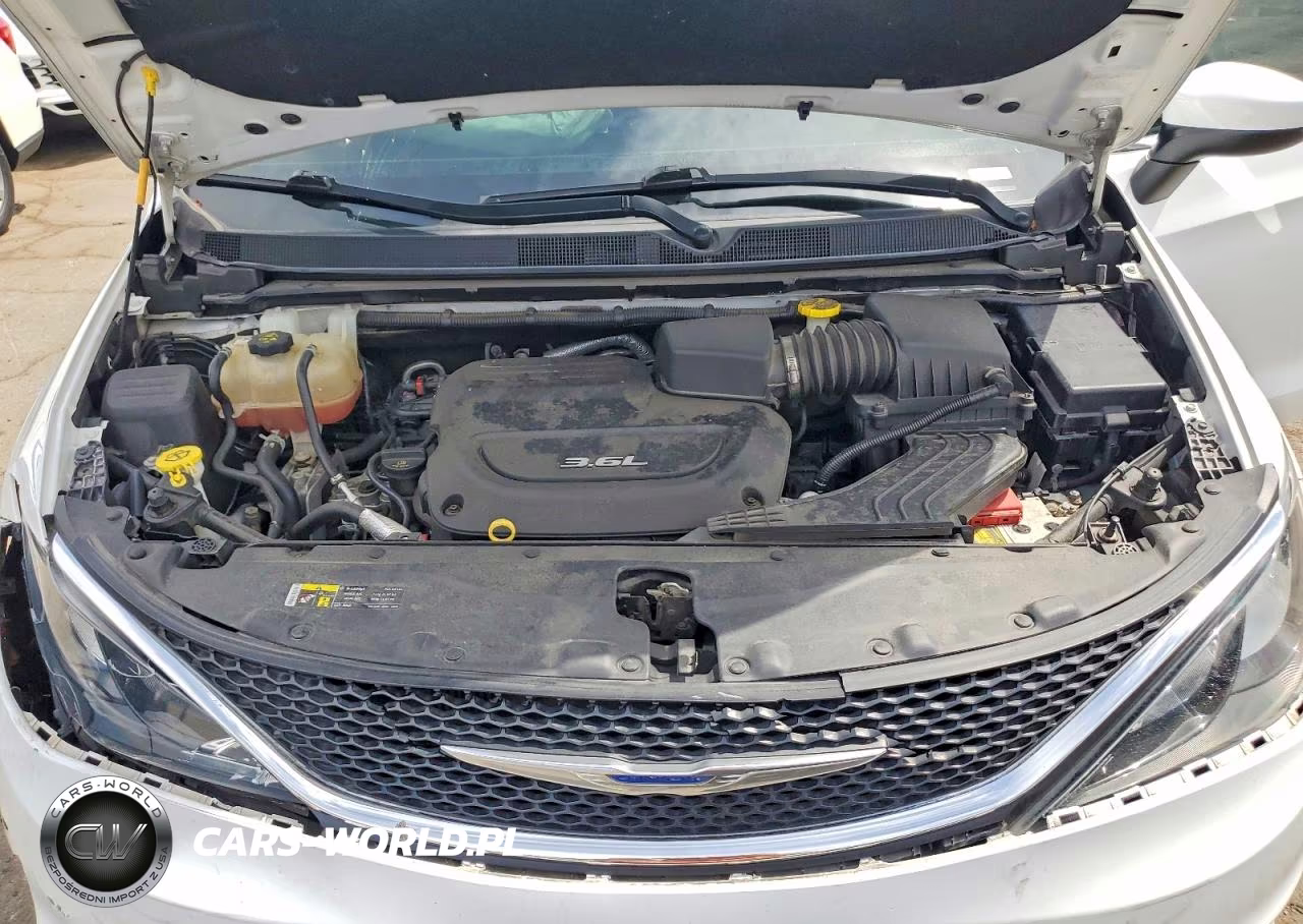 2017 Chrysler Pacifica Lx VIN:2C4RC1CG6HR708722 - 12