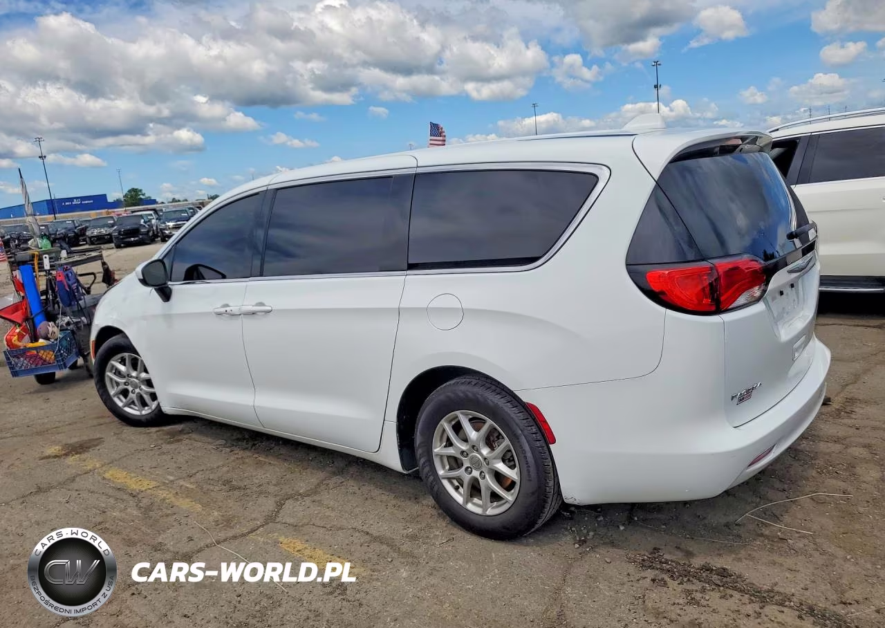 2017 Chrysler Pacifica Lx VIN:2C4RC1CG6HR708722 - 2