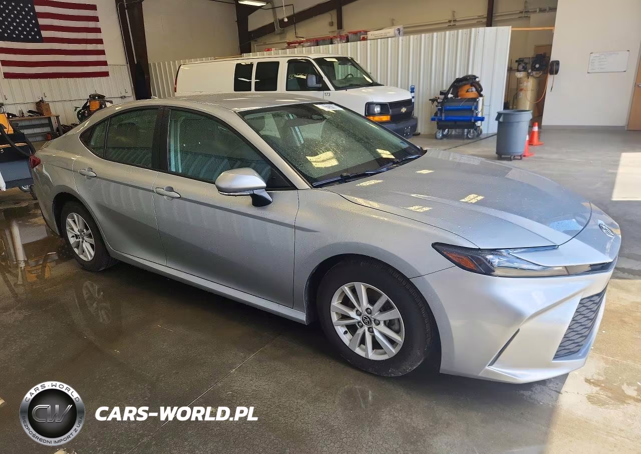 2025 Toyota Camry Le VIN:4T1DAACK3SU152492 - 4