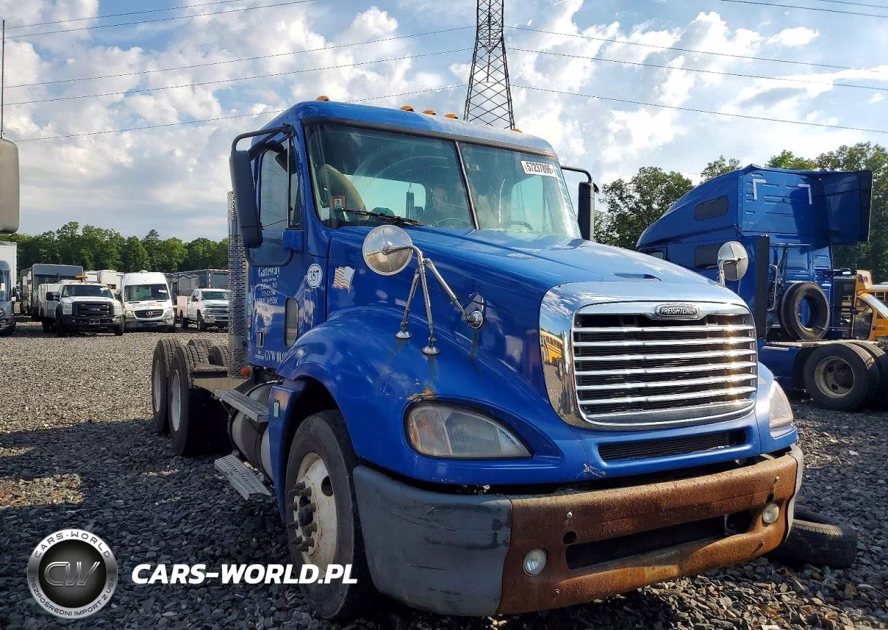 2009 Freightliner Columbia 112