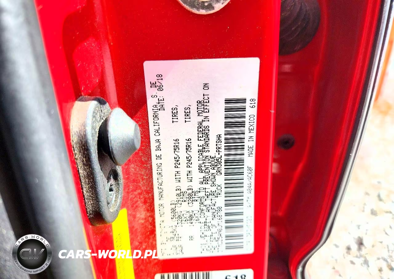 2018 Toyota Tacoma VIN:3TMCZ5AN0JM168780 - 12