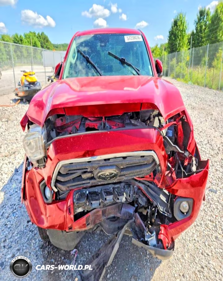 2018 Toyota Tacoma VIN:3TMCZ5AN0JM168780 - 5