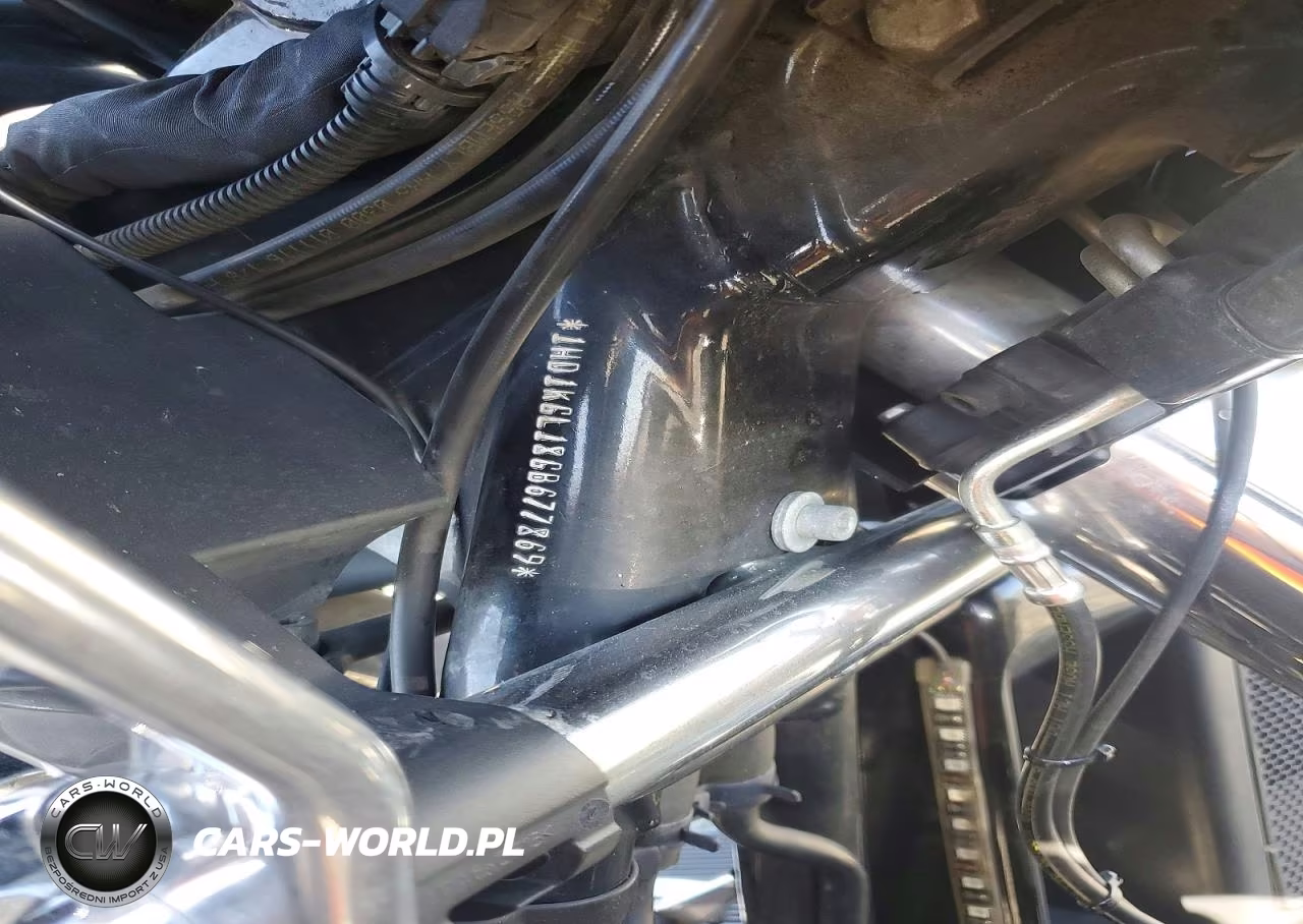 2016 Harley-Davidson Fltru VIN:1HD1KGL18GB677869 - 8