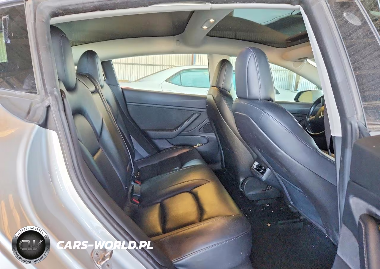 2018 Tesla Model 3 VIN:5YJ3E1EA1JF043979 - 10
