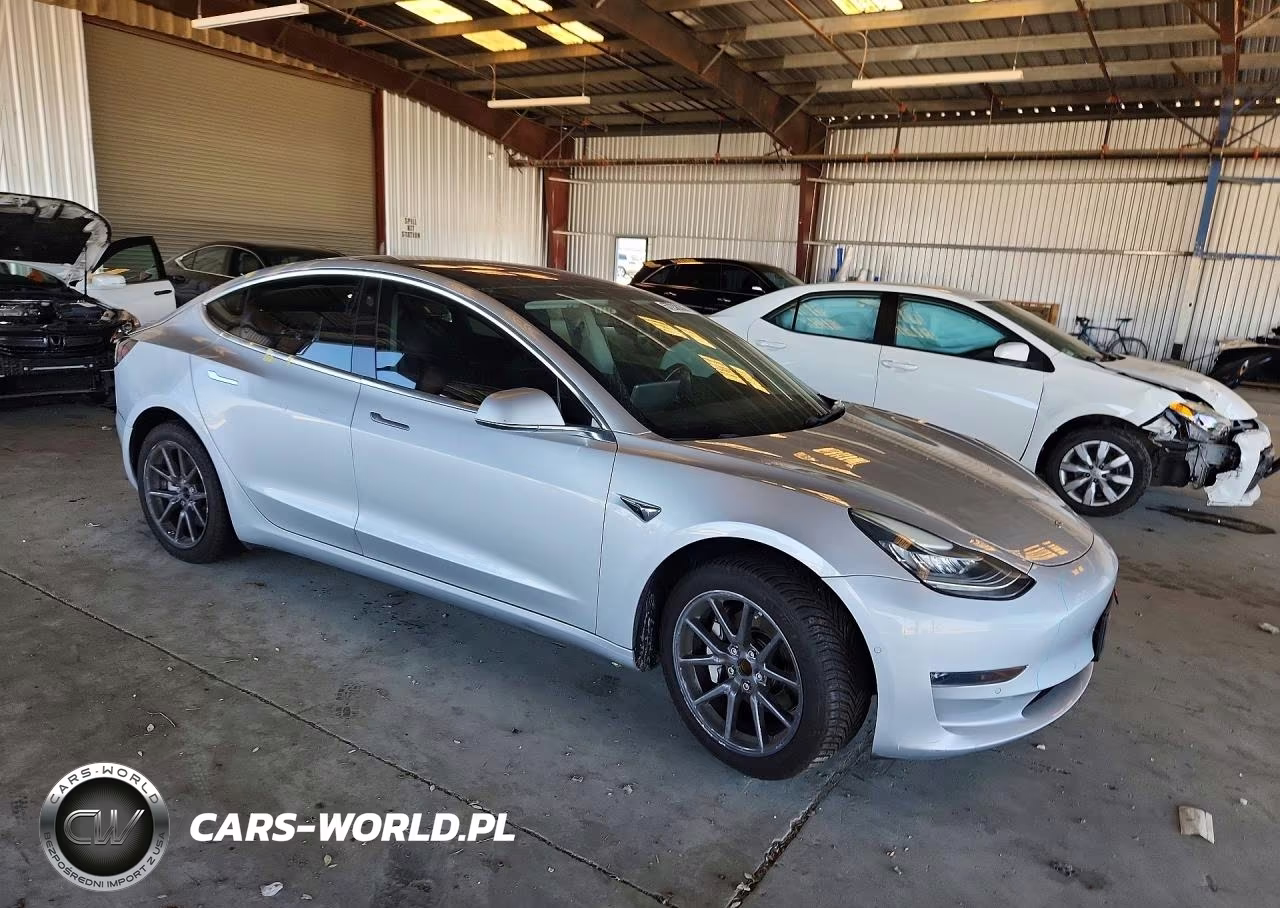 2018 Tesla Model 3 VIN:5YJ3E1EA1JF043979 - 4