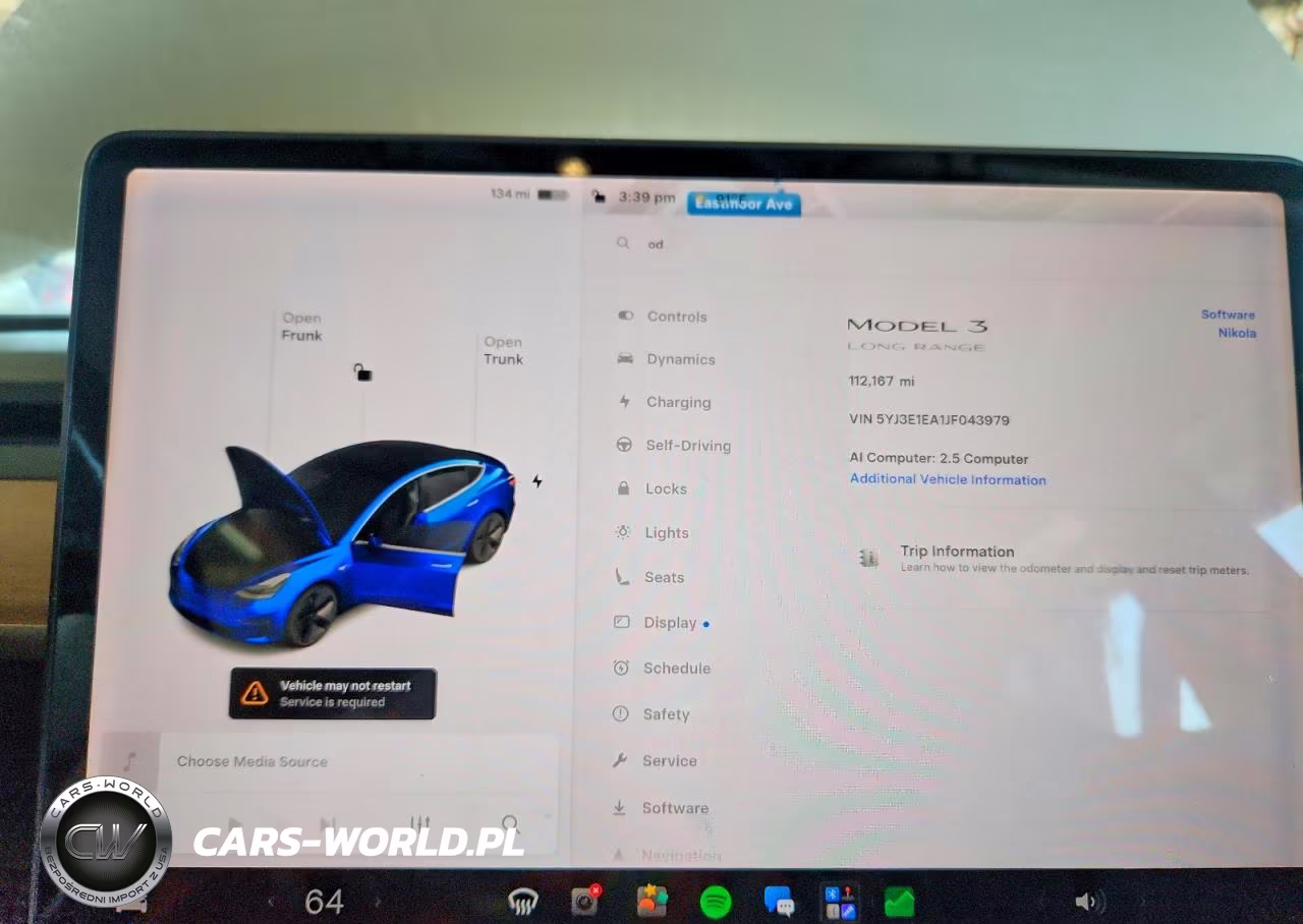 2018 Tesla Model 3 VIN:5YJ3E1EA1JF043979 - 9