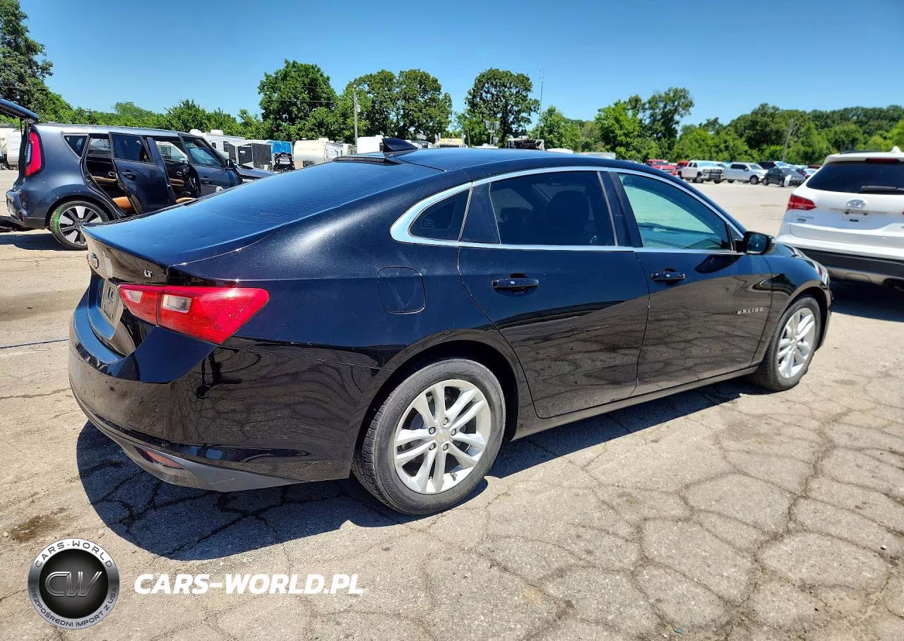 2018 Chevrolet Malibu Lt VIN:1G1ZD5ST7JF234935 - 3
