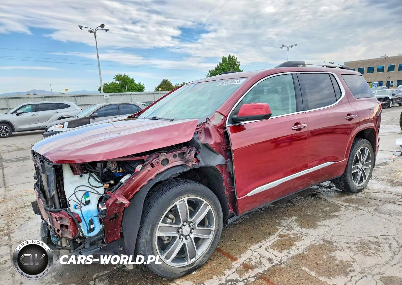 2017 GMC Acadia Denali – zdjęcie 1 z 14