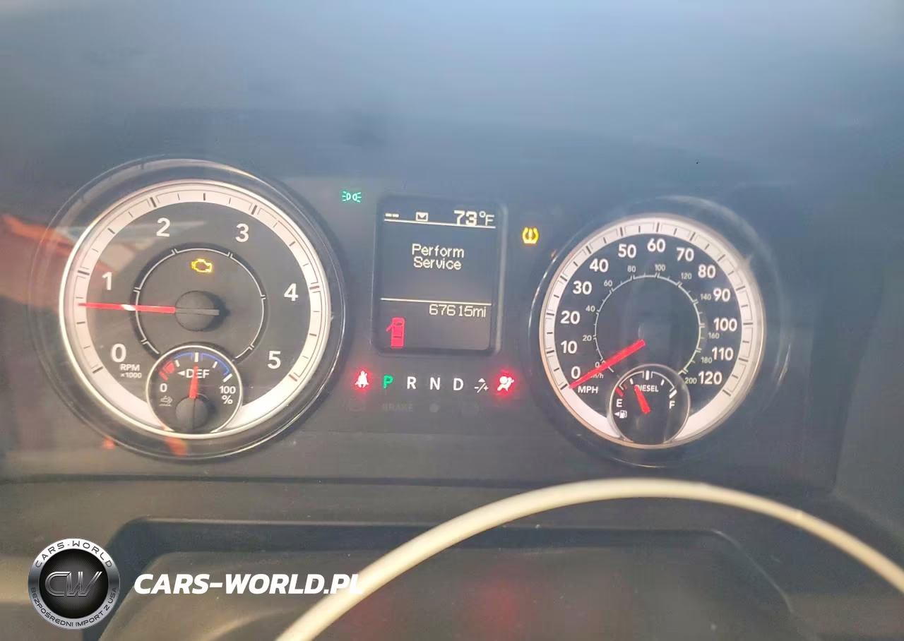 2018 Ram 2500 Slt VIN:3C6UR5JL3JG224798 - 9