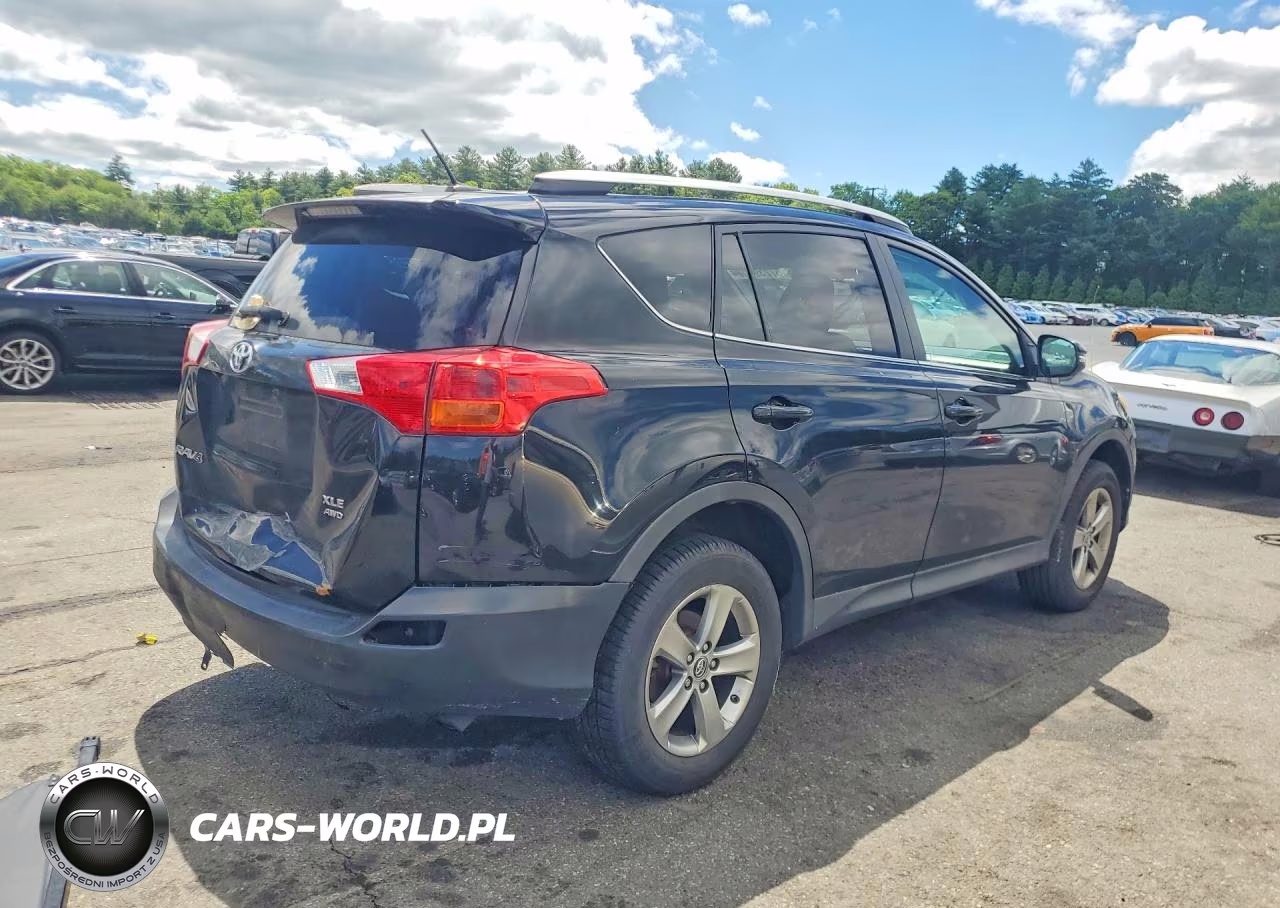 2015 Toyota Rav4 Xle VIN:2T3RFREV5FW372615 - 3