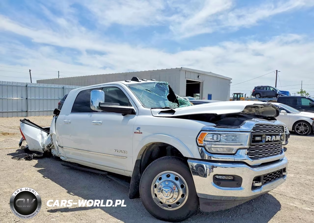 2022 Ram 3500 Limited VIN:3C63RRPL0NG162504 - 4