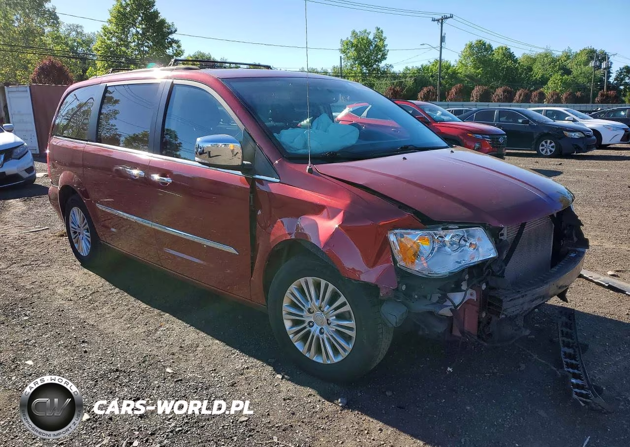 2015 Chrysler Town & Country Touring L VIN:2C4RC1CG6FR674374 - 4