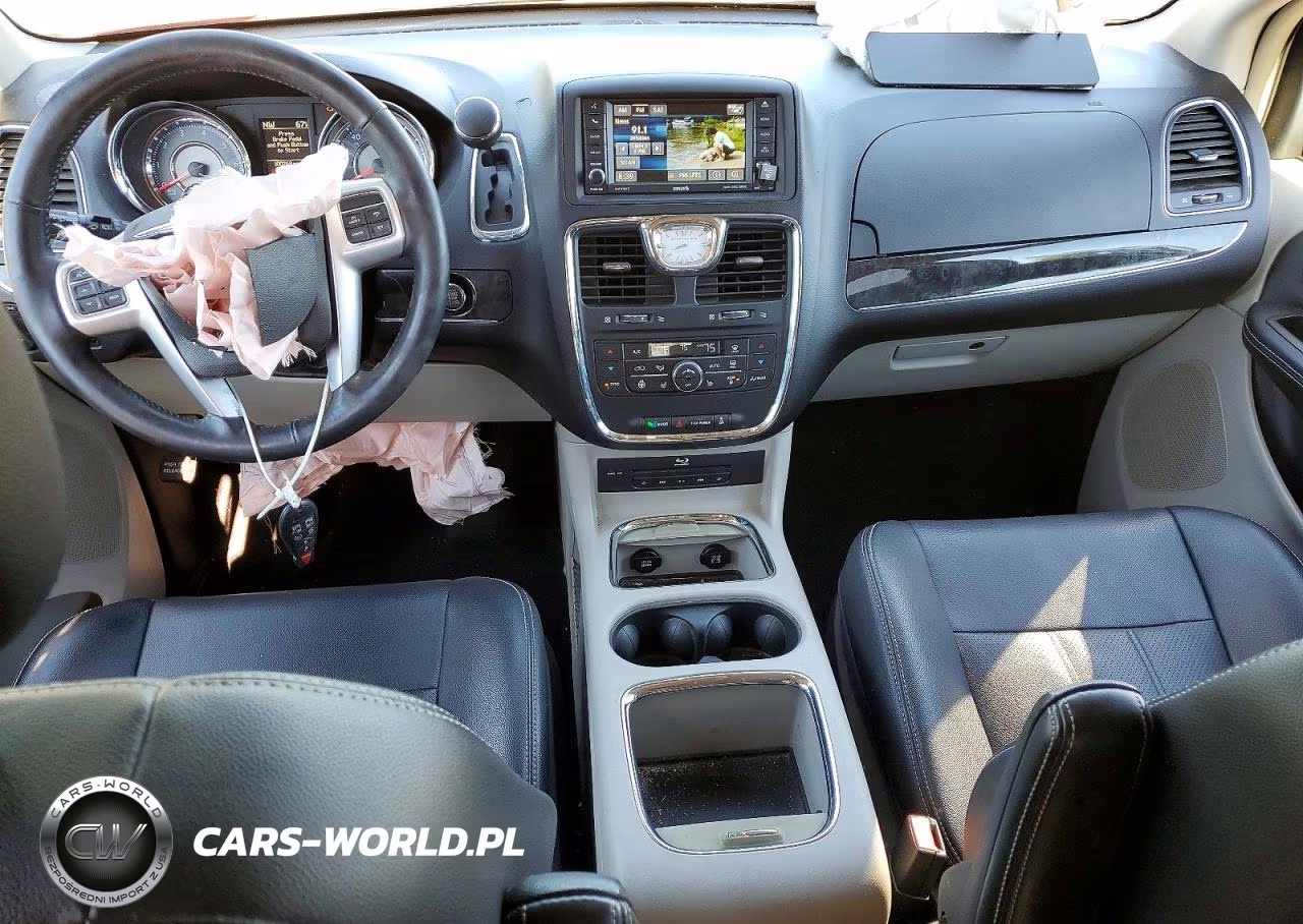 2015 Chrysler Town & Country Touring L VIN:2C4RC1CG6FR674374 - 8