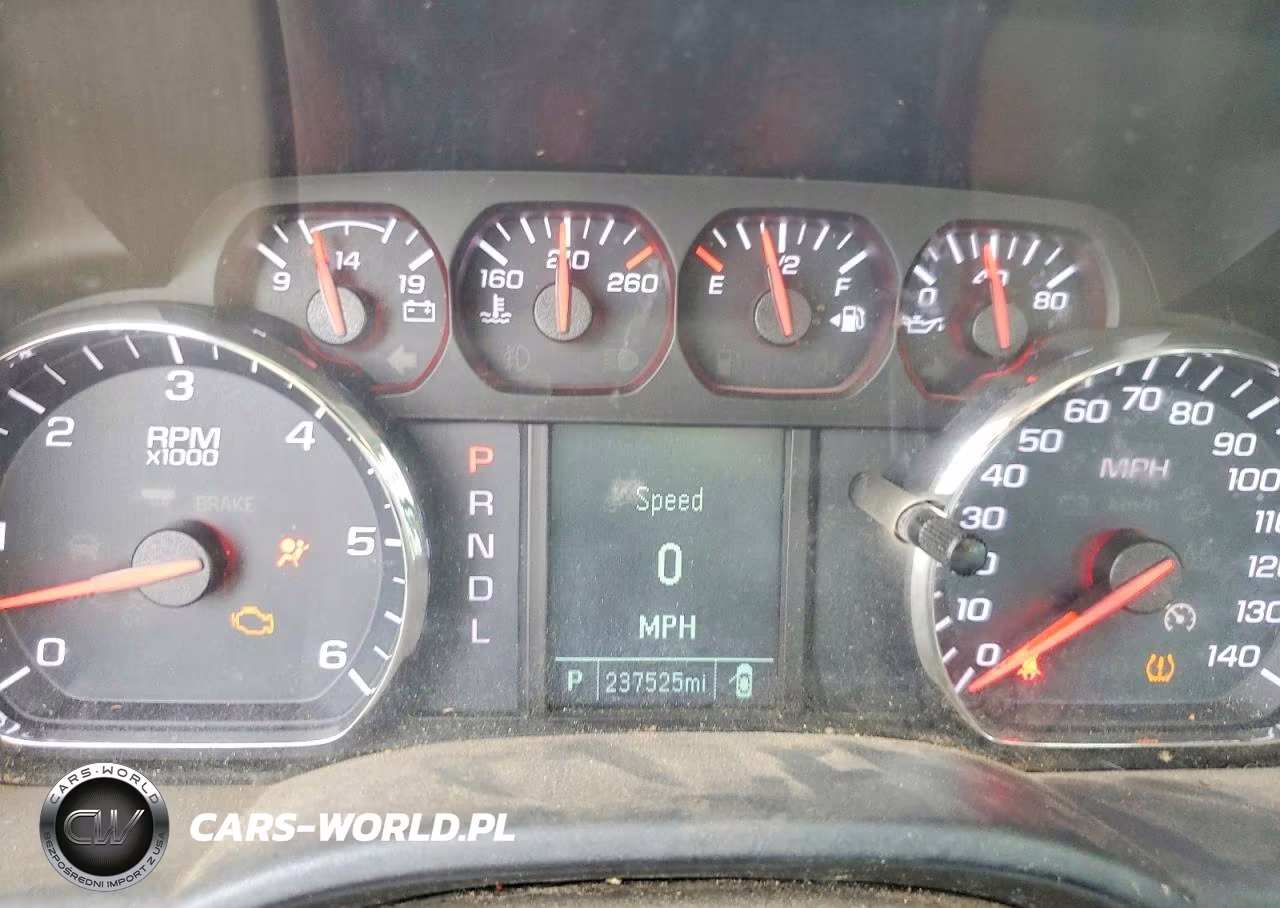 2017 Chevrolet Silverado C1500 VIN:1GCRCNEH7HZ356530 - 9