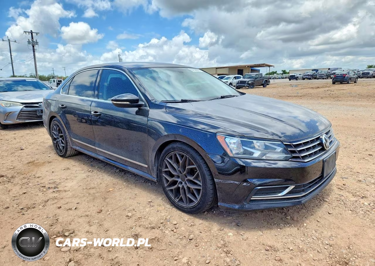 2016 Volkswagen Passat S VIN:1VWAT7A31GC025640 - 4