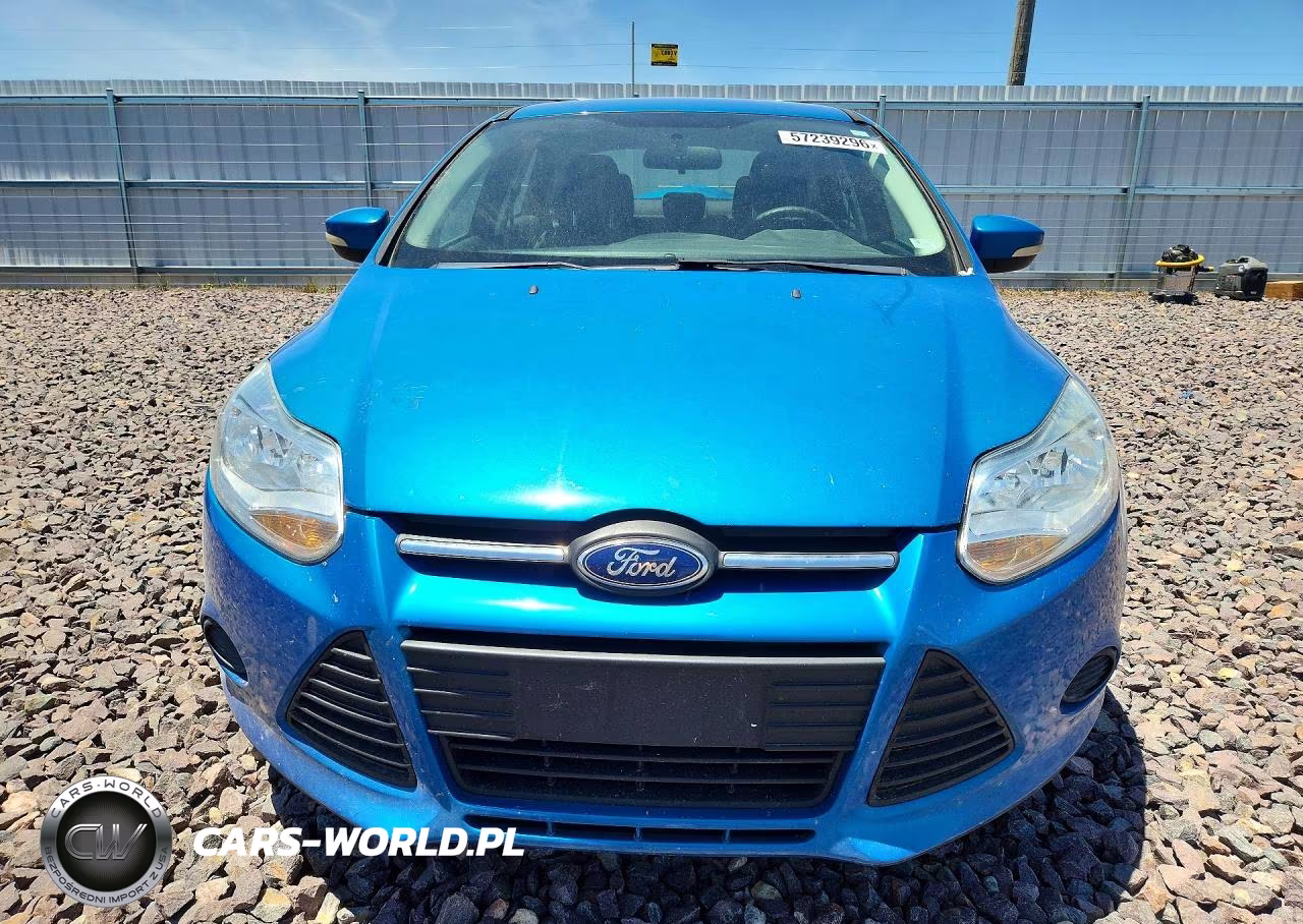 2014 Ford Focus Se VIN:1FADP3F22EL305339 - 5