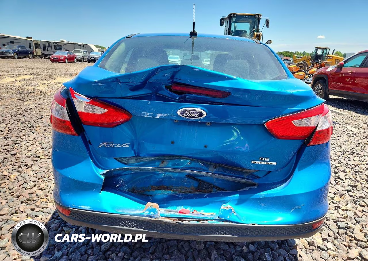 2014 Ford Focus Se VIN:1FADP3F22EL305339 - 6