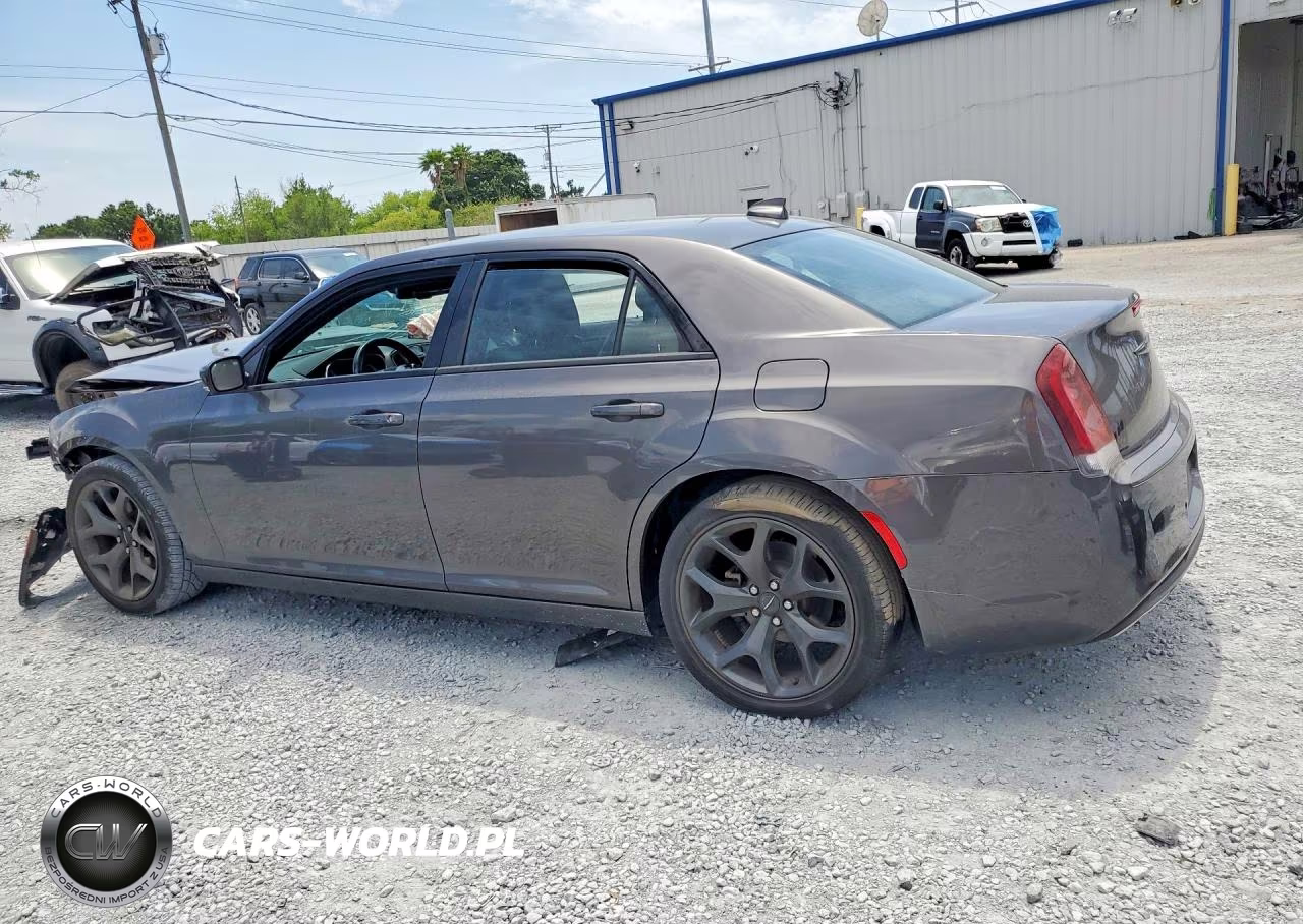 2021 Chrysler 300 VIN:2C3CCABG5MH634317 - 2