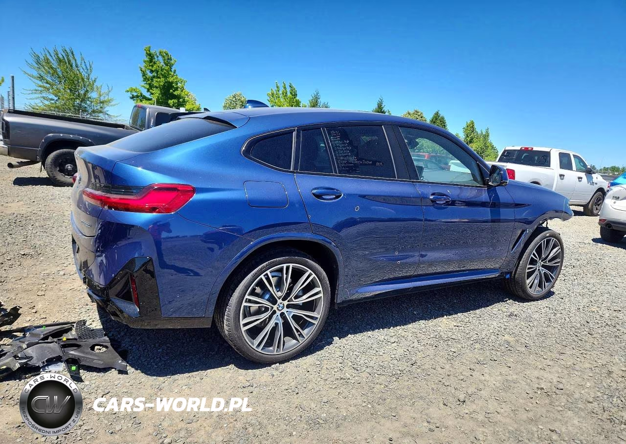 2025 BMW X4 xDrive30I VIN:5UX33DT0XS9Y53915 - 3