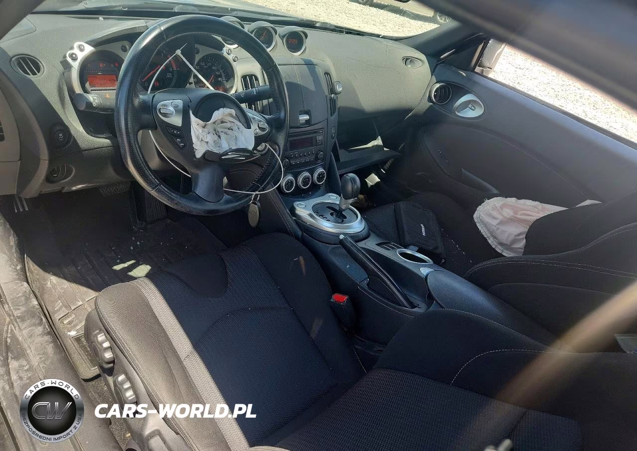 2015 Nissan 370Z Base VIN:JN1AZ4EH1FM440328 - 8