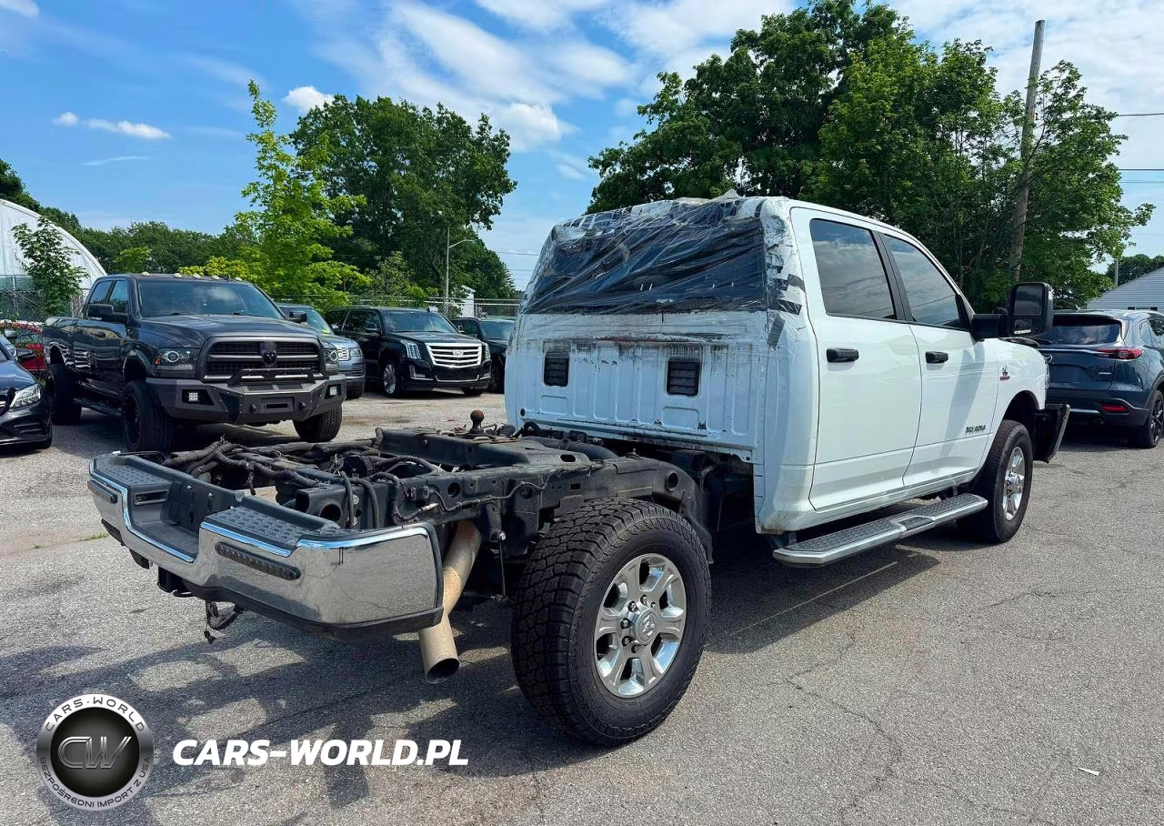 2024 Ram 2500 Big Horn VIN:3C6UR5DL3RG153674 - 4
