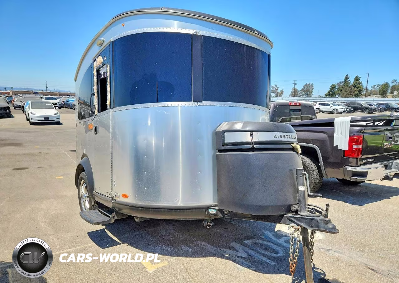 2018 Airstream Base Camp Camper – zdjęcie 1 z 10