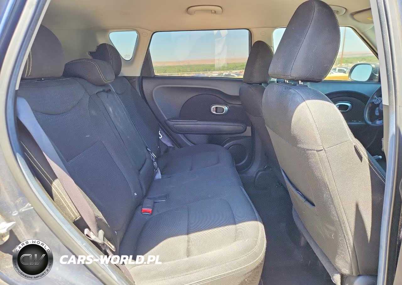 2015 Kia Soul + VIN:KNDJP3A54F7115535 - 10