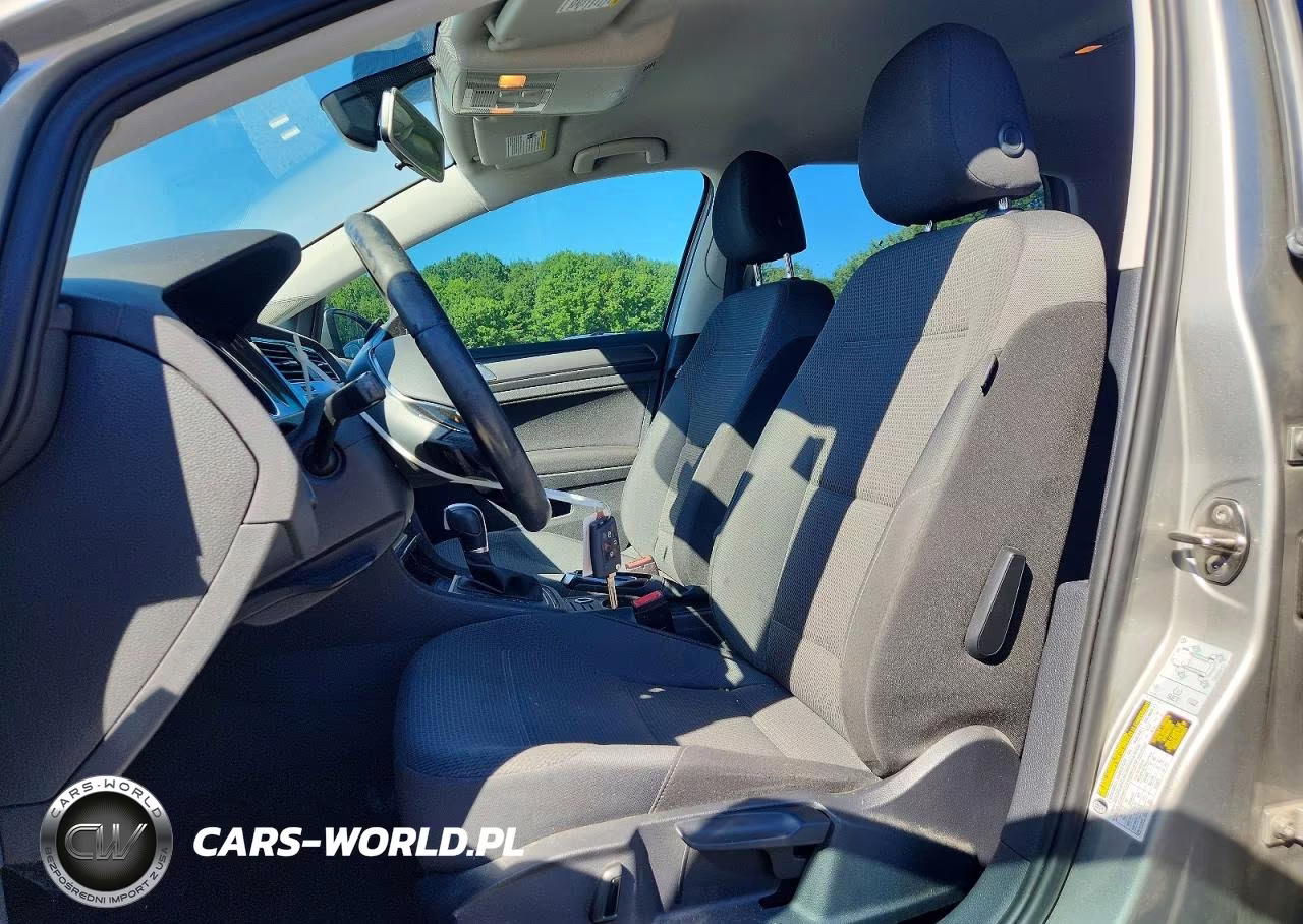2019 Volkswagen Golf S VIN:3VWG57AU4KM015091 - 7