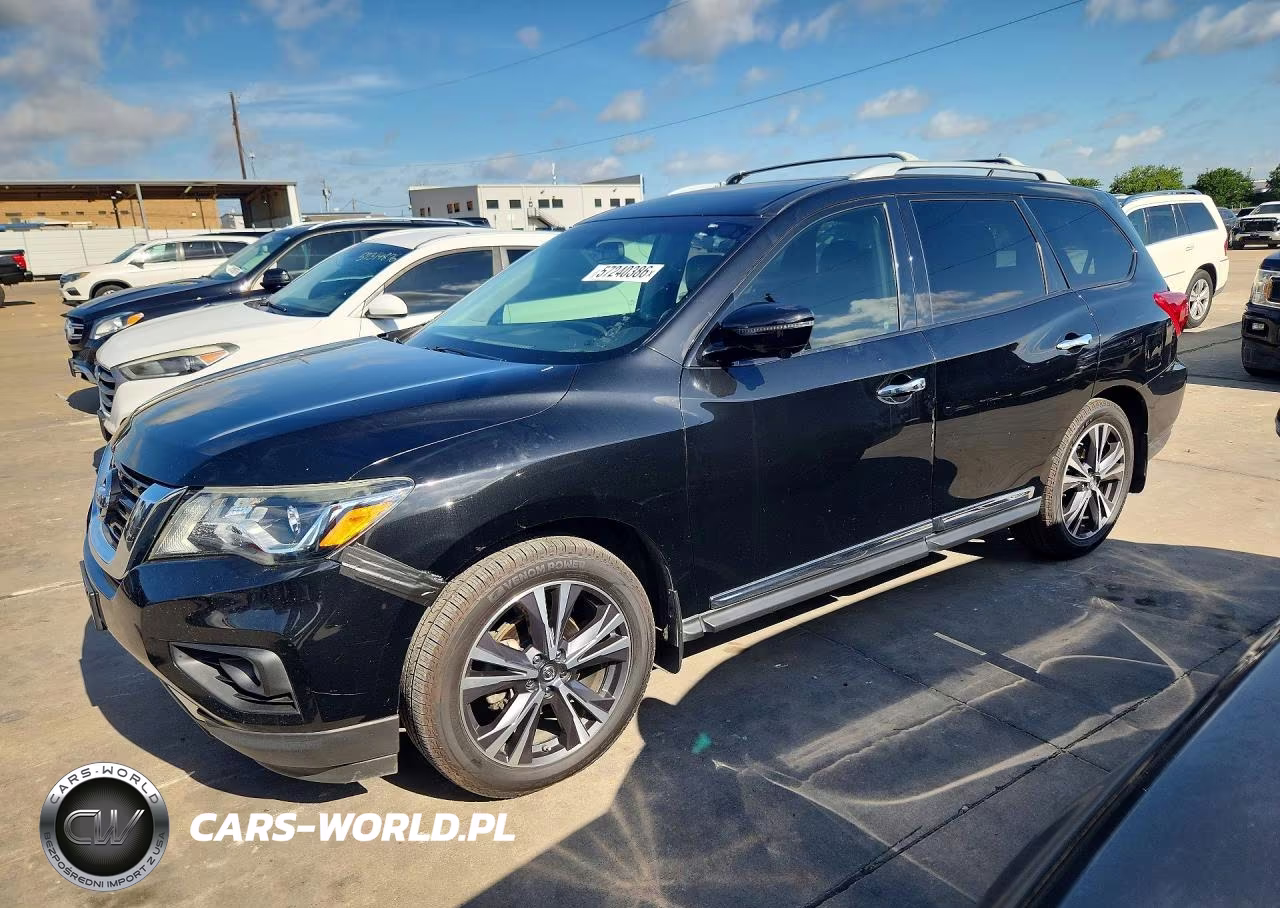 2017 Nissan Pathfinder Platinum – zdjęcie 1 z 12