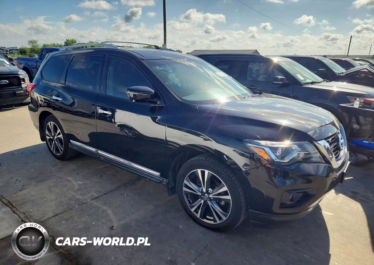 2017 Nissan Pathfinder Platinum VIN:5N1DR2MN2HC623909 - 4