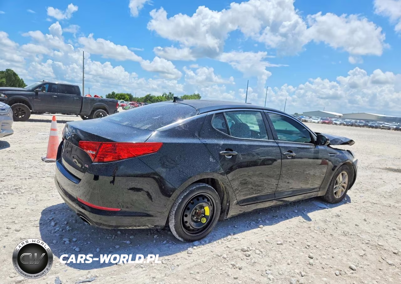 2011 Kia Optima Lx VIN:KNAGM4A7XB5123216 - 3