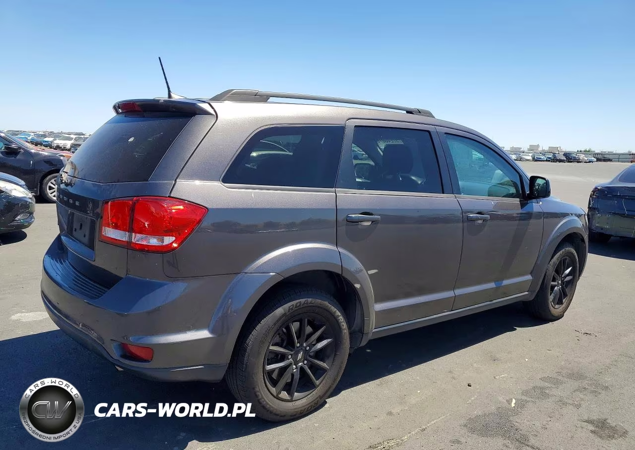 2019 Dodge Journey Se VIN:3C4PDCBB5KT863093 - 3