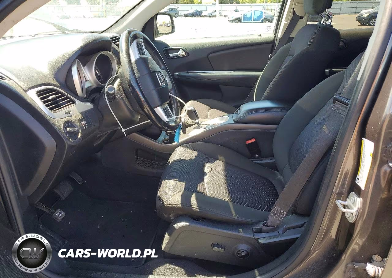 2019 Dodge Journey Se VIN:3C4PDCBB5KT863093 - 7