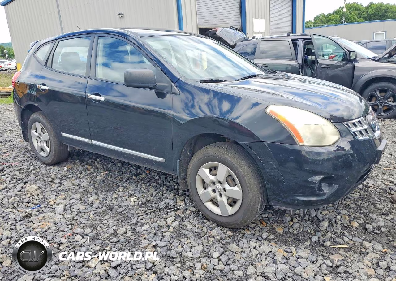 2011 Nissan Rogue S VIN:JN8AS5MV5BW690592 - 4