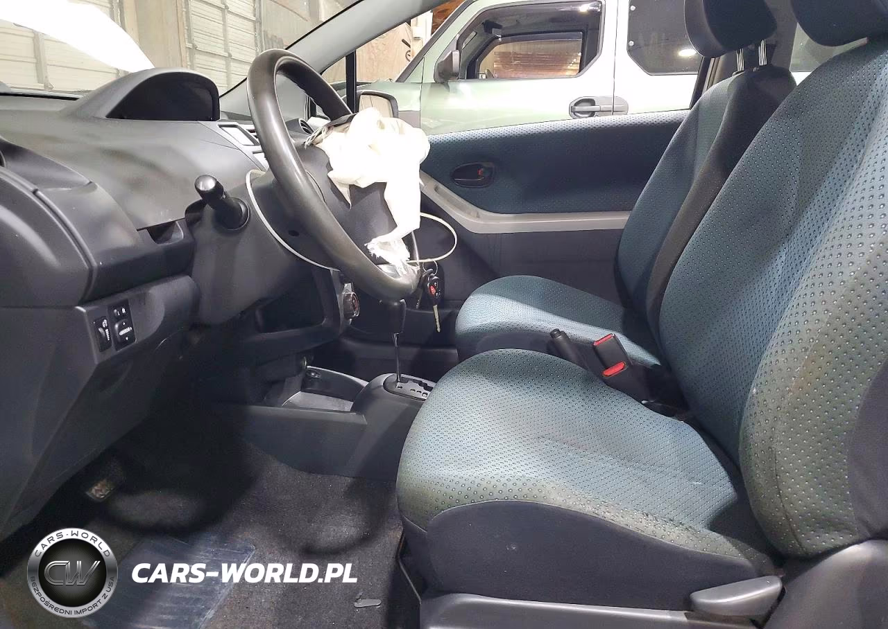 2008 Toyota Yaris Base VIN:JTDJT923585150353 - 7