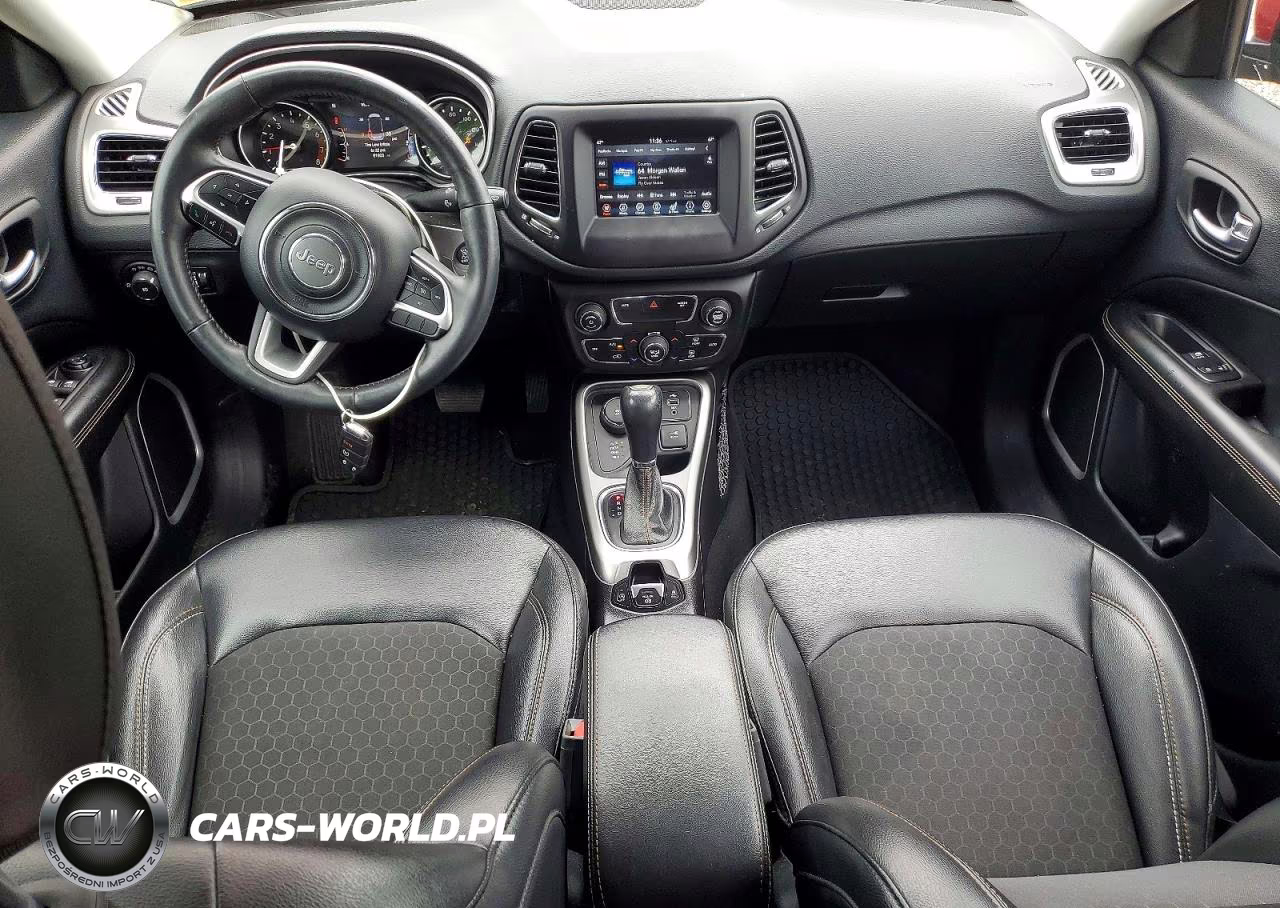2019 Jeep Compass Latitude VIN:3C4NJDBB3KT593786 - 8