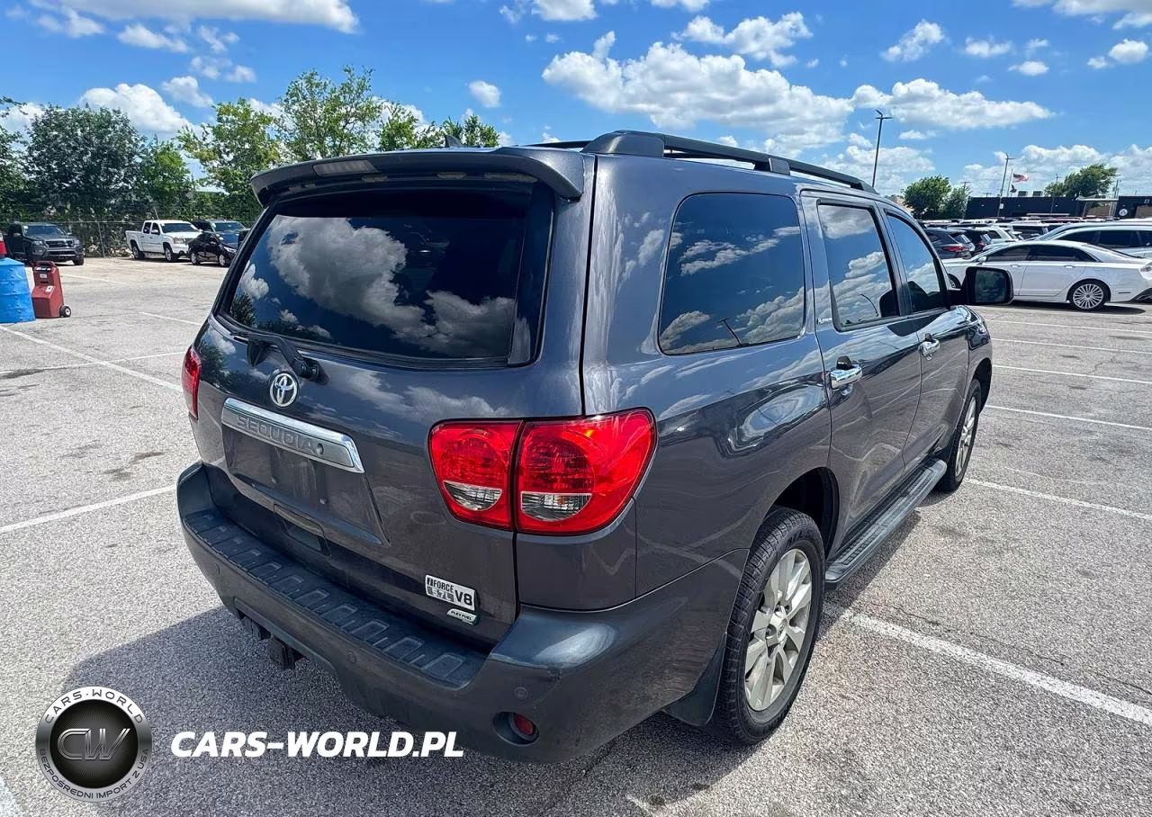2012 Toyota Sequoia Platinum VIN:5TDDW5G11CS071124 - 4