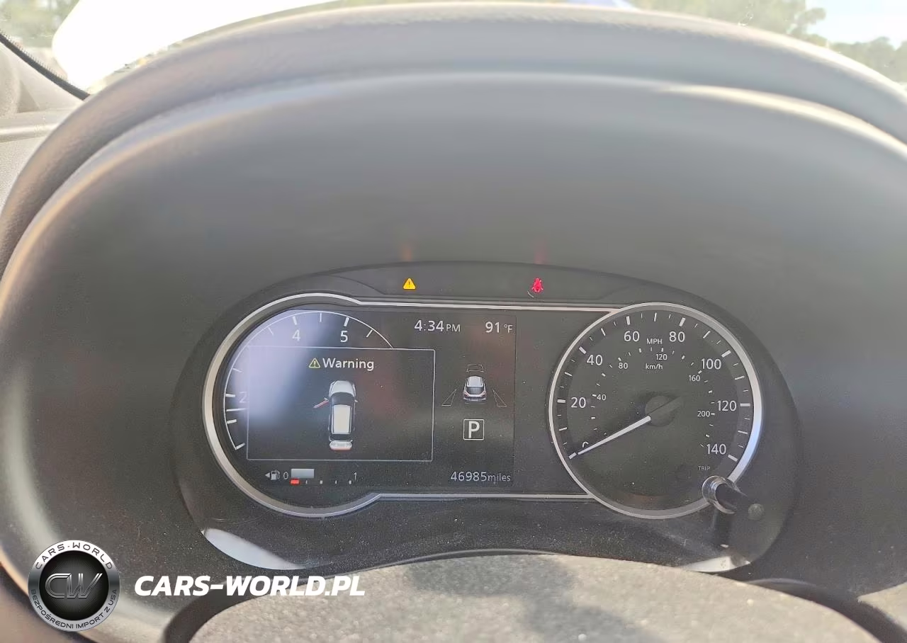 2019 Nissan Kicks S VIN:3N1CP5CU6KL526923 - 9