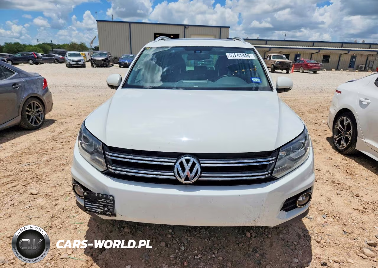 2016 Volkswagen Tiguan S VIN:WVGAV7AX4GW516925 - 5