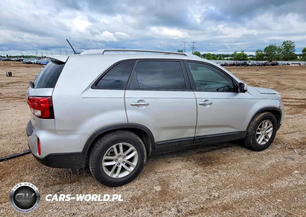 2014 Kia Sorento Lx VIN:5XYKT3A62EG437195 - 3