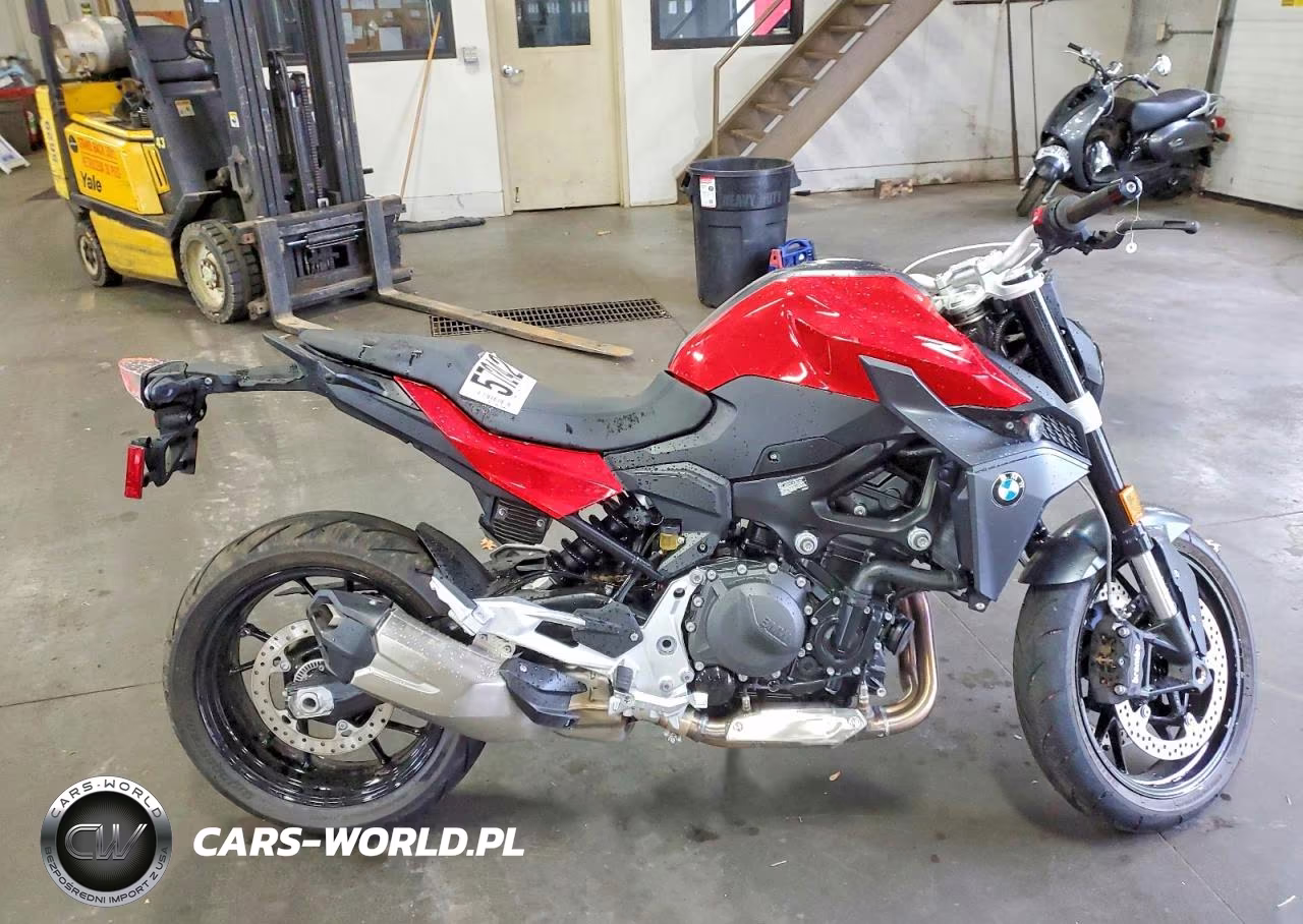 2024 BMW F 900 R