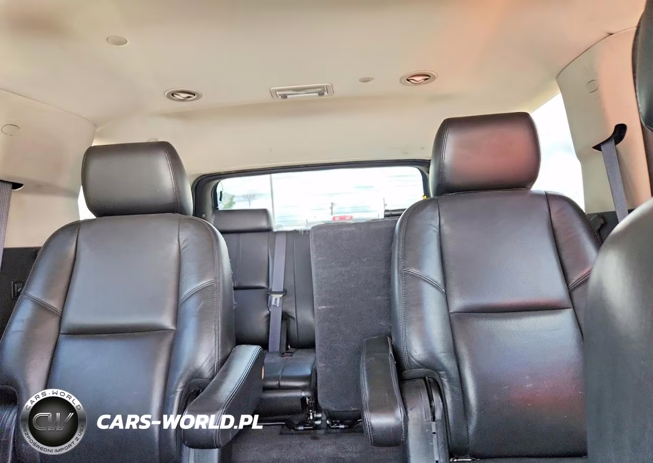 2011 Cadillac Escalade Luxury VIN:1GYS4BEF8BR139002 - 10
