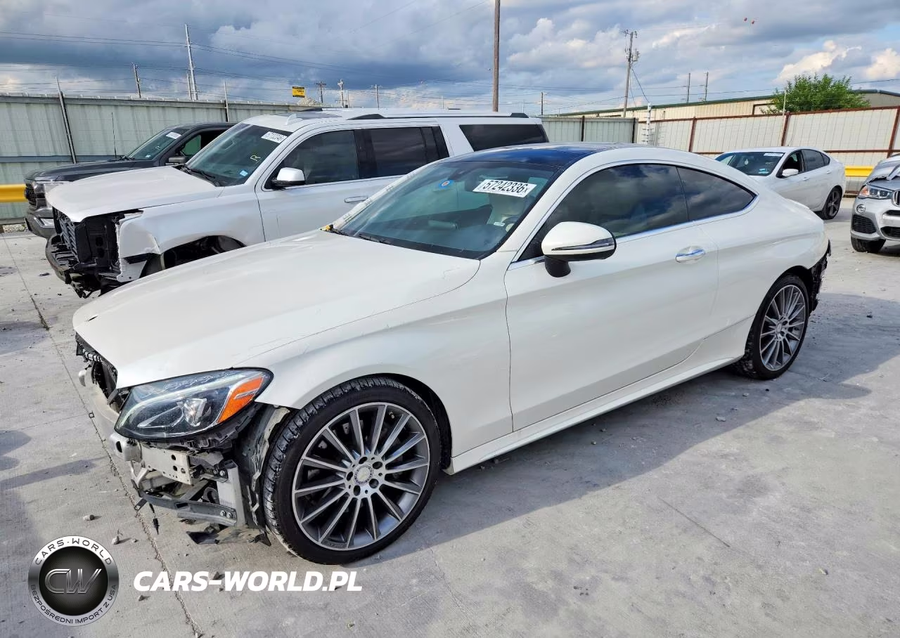 2017 Mercedes-Benz C 300 – zdjęcie 1 z 13