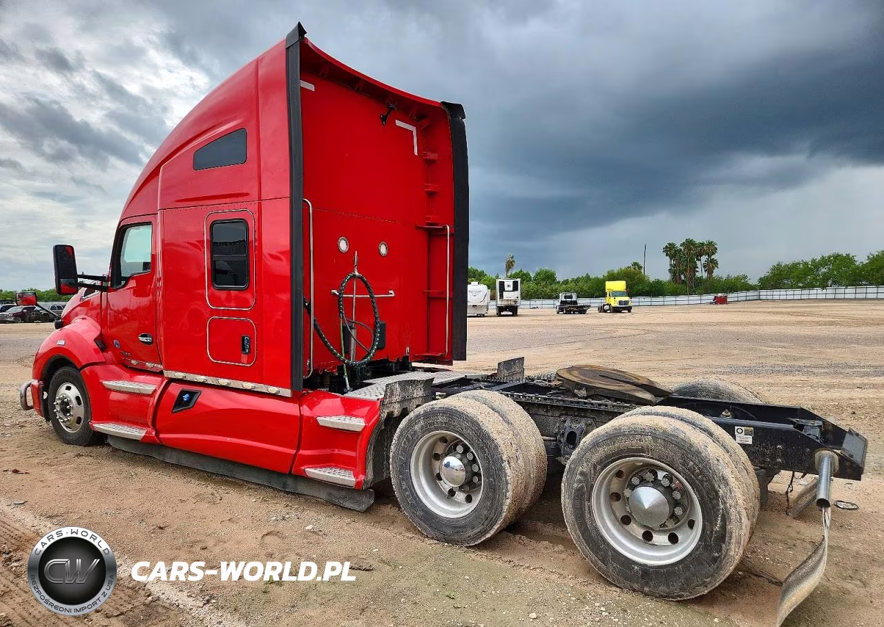 2022 Kenworth Constructi - Semi Truck VIN:1XKYD49X0NJ482327 - 3