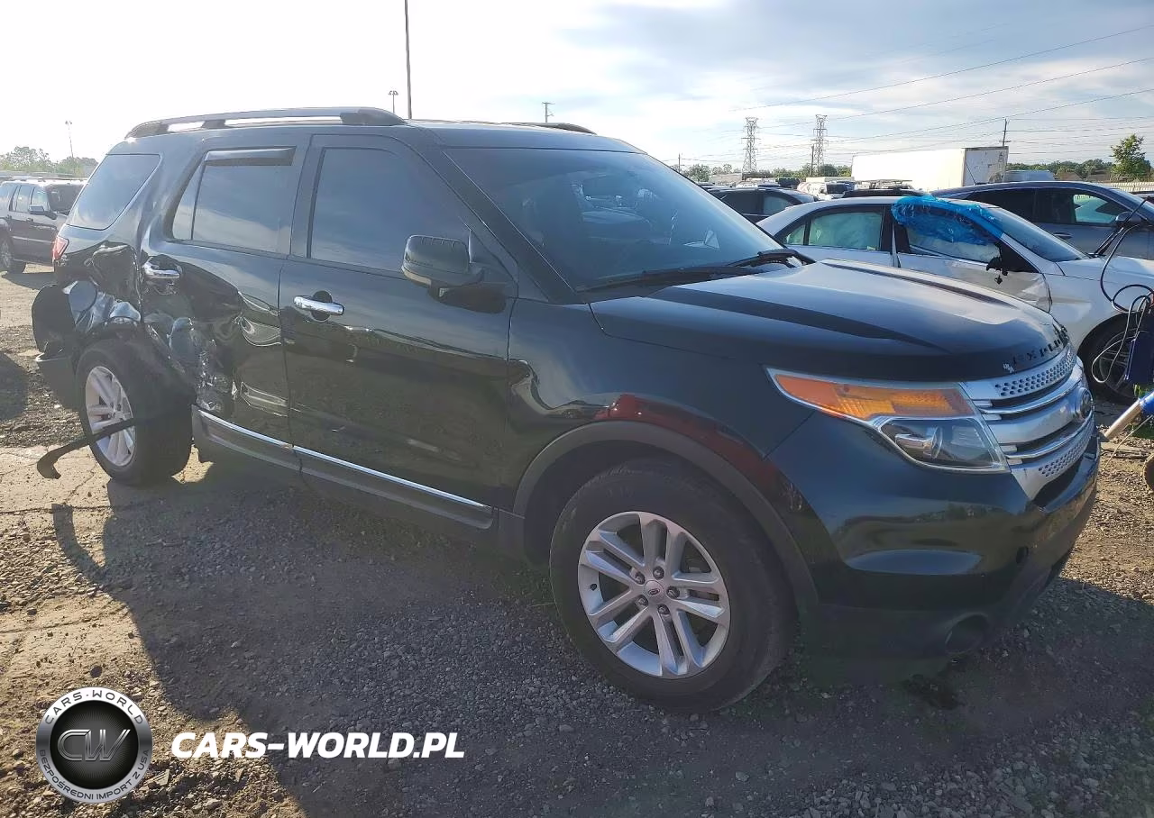 2012 Ford Explorer Xlt VIN:1FMHK7D80CGA20052 - 4