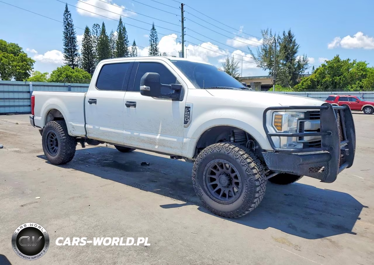2019 Ford F250 Super Duty VIN:1FT7W2B60KEE34340 - 4